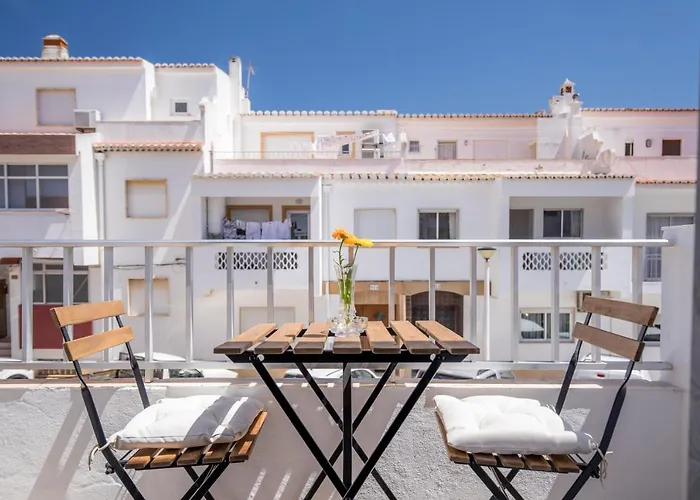 Alto Mar Inn Lagos